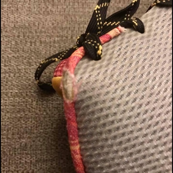 Nike KDTrey 5 III LMTD Men’s Sneaker (812558-090) - Picture 4 of 5